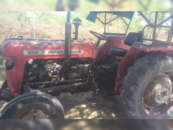 Tafe (Massey)Massey Ferguson 1035 DI
