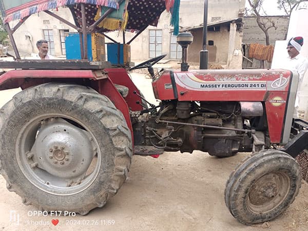 Tafe (Massey)Massey Ferguson 241 DI MAHA SHAKTI