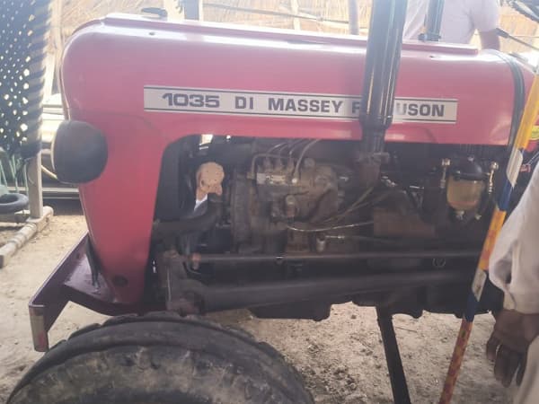 Tafe (Massey)Massey Ferguson 1035 DI