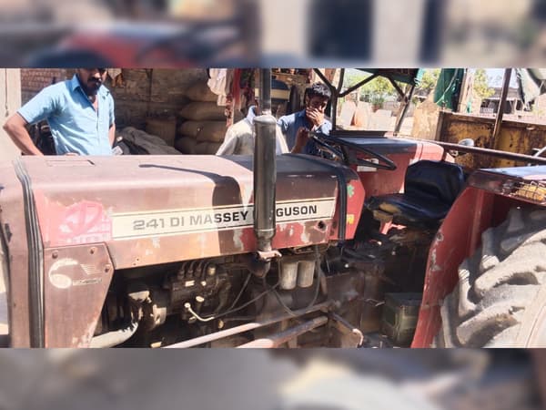 Tafe (Massey) Massey Ferguson 241 DI