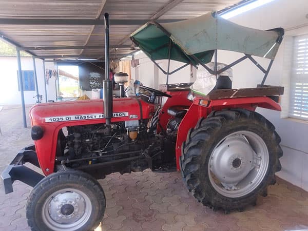 Tafe (Massey)Massey Ferguson 1035 DI